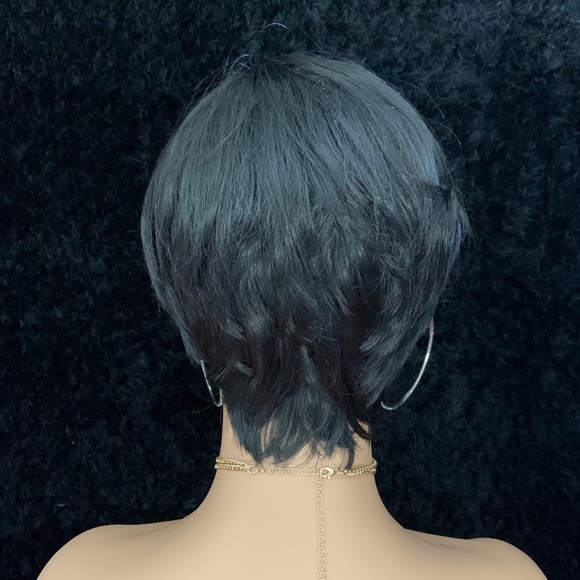 Short Black/Pastel Effortless Style Synthetic Wig - Picture 5 of 5